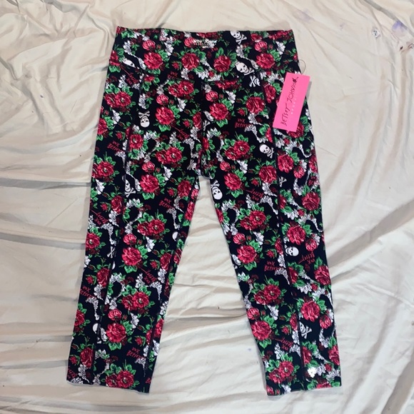 Betsey Johnson Pants - BETSY JOHNSON PERFORMANCE LEGGINGS